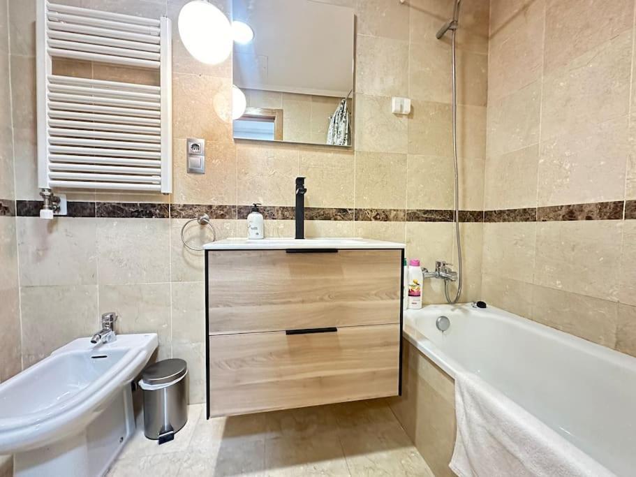 Ybh Suite Alameda Βίγκο Εξωτερικό φωτογραφία